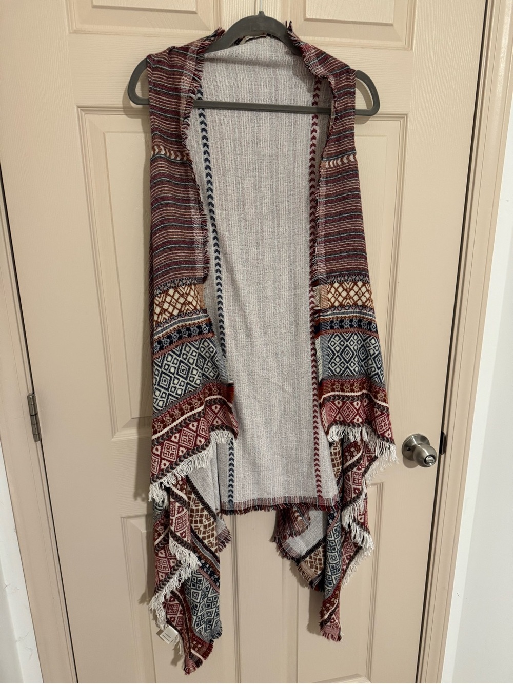 Francesca's Burgundy and Navy Fringe Open-Front Knit Vest